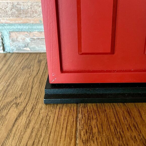 Red Door Photo Album By International Silver Co Brass Door Knob Christmas Wreath - Picture 4 of 11